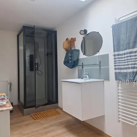 Holiday home Des Abeilles Bourgneuf