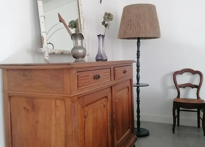 Des Abeilles 度假居 Bourgneuf